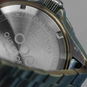 OOO.001-27.NE.GR CASEBACK.jpg__PID:5c599c20-e6d8-4820-9008-05ac732bb7df